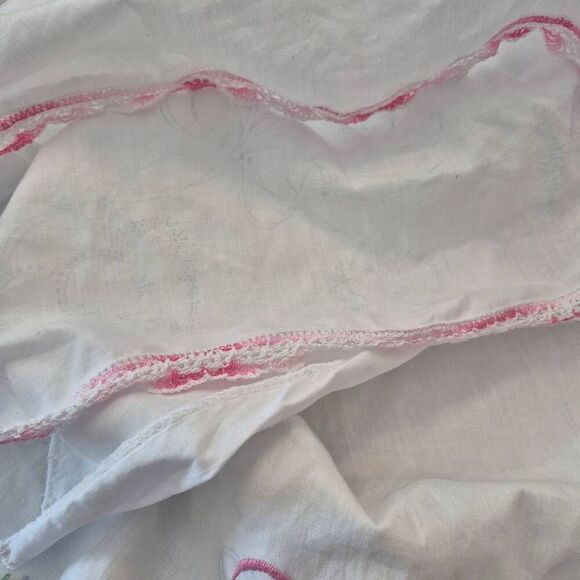 Pillowcases (2), White Cotton, Vintage Pink Variegated Crochet Heart Embroidery - Picture 10 of 12